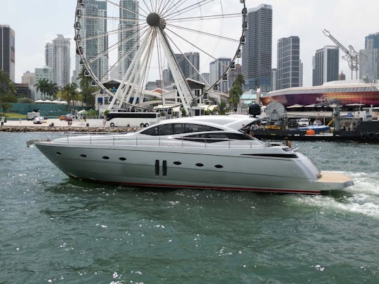 💎 Méga-yacht Pershing Power de 62 pieds à Miami 