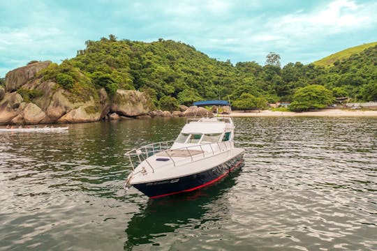 Bateau à moteur Intermarés de 47 pieds pour 20 personnes à Rio de Janeiro