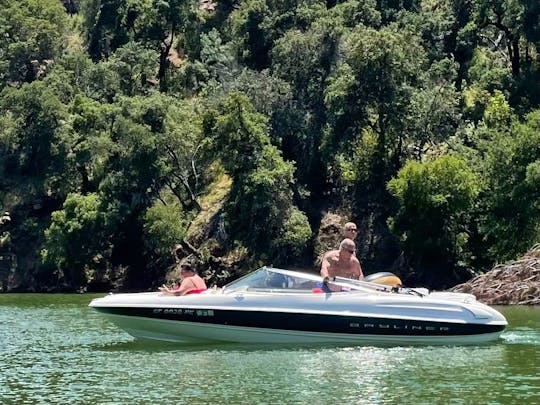 Fully fueled & waiting in the water at Lake Nacimiento (Bayliner Capri)