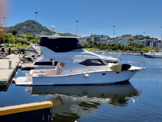 Aluguel de iate a motor Riostar de 47 pés no Rio de Janeiro, Brasil