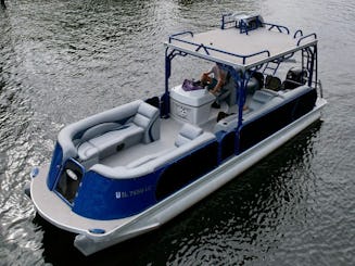 27ft Pontoon with Slide - 2022 model from Miami