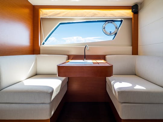 52' Prestige Seawise Motor Yacht In The Bahamas