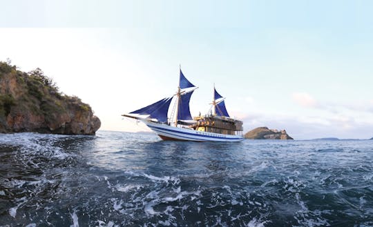 Viagem aberta de luxo à vela em Komodo 3D2N, Labuan Bajo