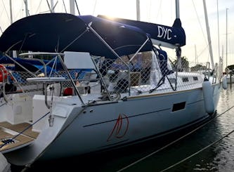 Delta 41 Cruising Monohull em barco nu ou com capitão no Rio de Janeiro, Brasil