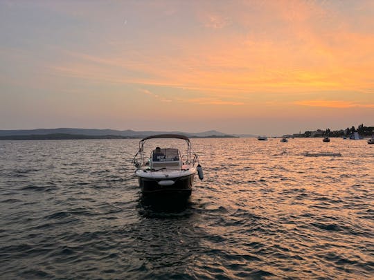 HM FLY 22 MOTOR BOAT 150HP IN SVETI FILIP I JAKOV