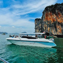 Get ready for an Epic Speedboat Escapade To Phi Phi Islands / James Bond / Krabi