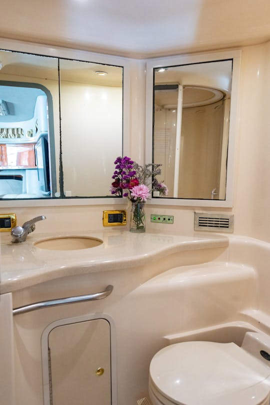 Luxury private 42' yacht in Cabo San Lucas, Mexico