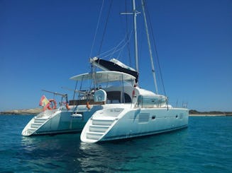 Alquiler de catamarán Lagoon 380 en Eivissa, Illes Balears