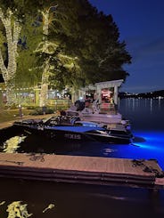 #1 Wakesurf Boat on Lake Austin. BYOB. Captained 