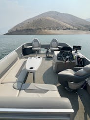 Tritoon 2022 de 21 pies con paquete de pesca y tubo disponible en Meridian, Idaho