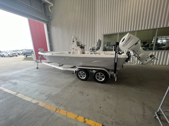 From lake fishing to bay fishing this boat is for you and 5 of your Friends