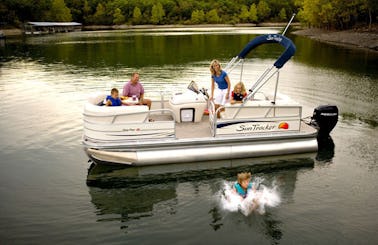 11 person Pontoon w/ Lillypad and Captain - Perfect for party cove