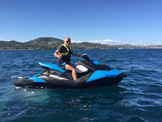 Clases de moto acuática en Saint-Tropez