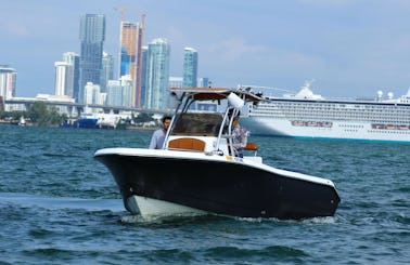 Coming to the best beach of Miami! Rent 37ft Formula Motor Yacht