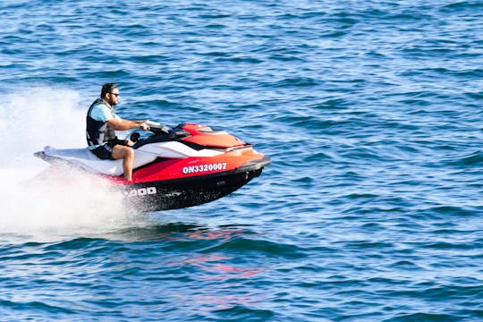 Alquiler de motos acuáticas Sea Doo en Toronto: ¡con rendimiento optimizado!