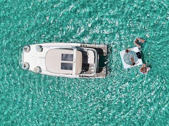 Private powercat 40 around saint martin, pinel, tintamarre and anguilla
