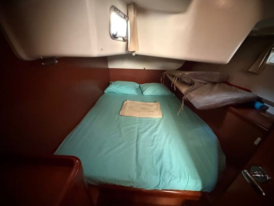 VIENTO - Beneteau 46 OCEANIS (3 Cabin 2 Wc)