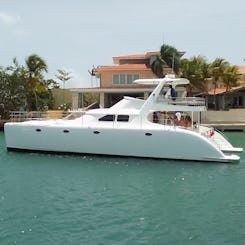 50' Power Catamaran for 20 People in La Romana