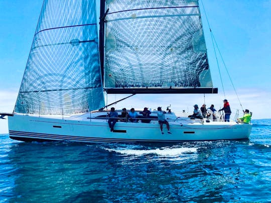 Charter a 50ft Cruising Monohull in Algarrobo , Chile (with great Host)