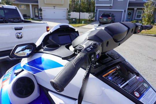 Novo Yamaha FX HO Cruiser Jetski com sistema de áudio