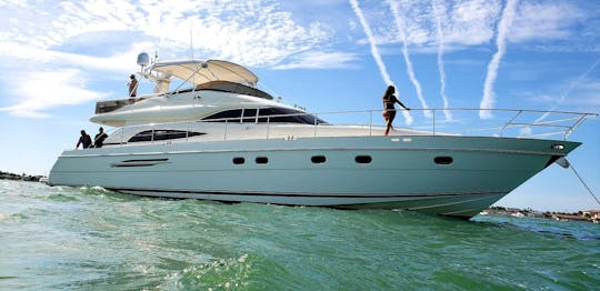 Yacht ultra luxueux de 70 pieds - Viking Princess