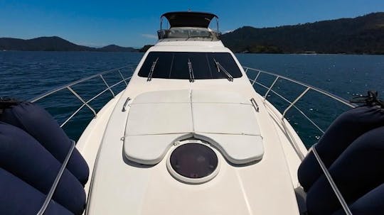 60ft Copacabana Azimut Power Mega Yacht Rental in Angra dos Reis, Brazil