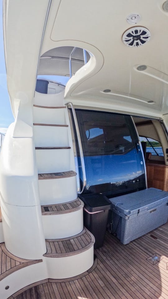 ⭐️⭐️⭐️⭐️⭐️ Enjoy luxury azimuth 60' Ft in Miami