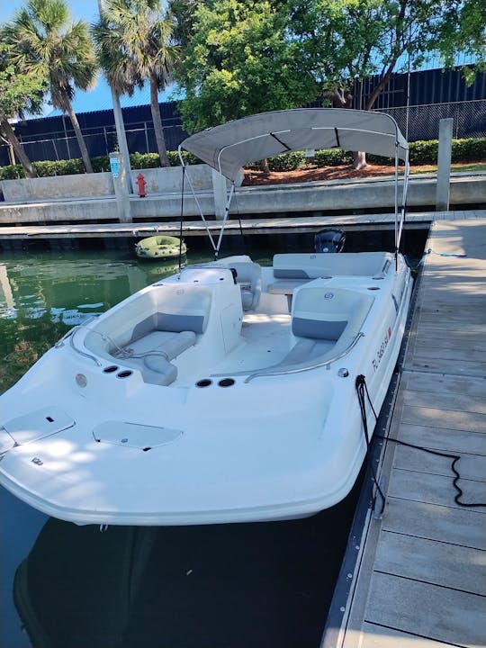 Rent the Whale, Hurricane 188 Deck Boat