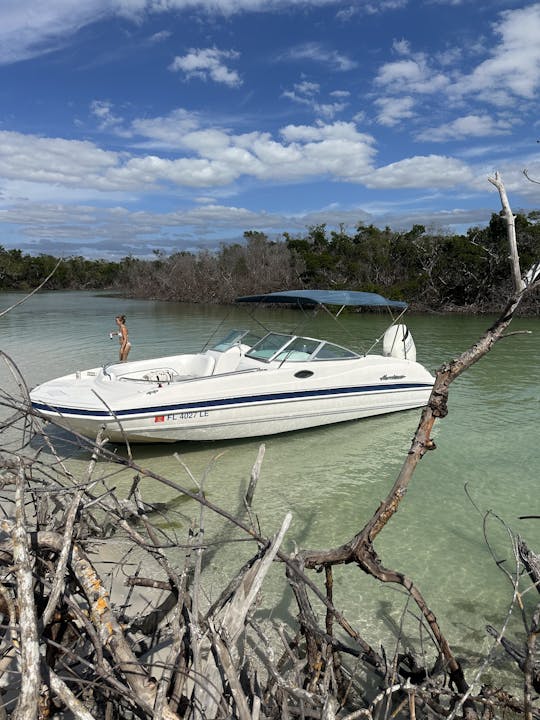 Barco Hurricane Deck de 24 pés para um dia incrível no SWFL