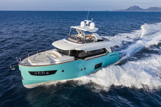 Navetta 58 Absolute Yacht Rental in Beaulieu-sur-Mer, Provence-Alpes-Côte d'Azur