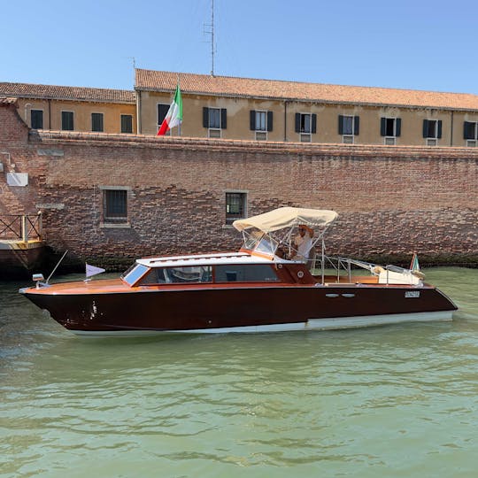 Excursion privée en bateau en bois dans la lagune de Venise