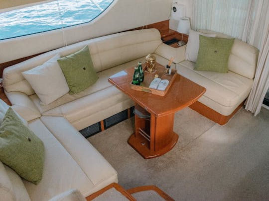 Megayate Adonai Prestige Power de 55 pies en Playa Mujeres, Quintana Roo