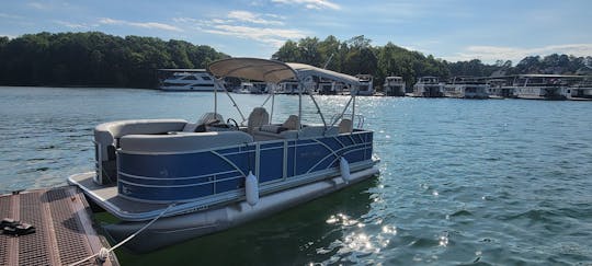 Cruzeiros e passeios de barco pelo Lago Lanier