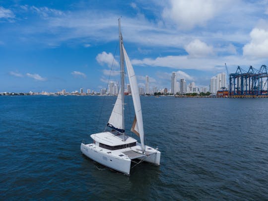 Alquile un catamarán a vela Lagoon 40 en Cartagena, Colombia