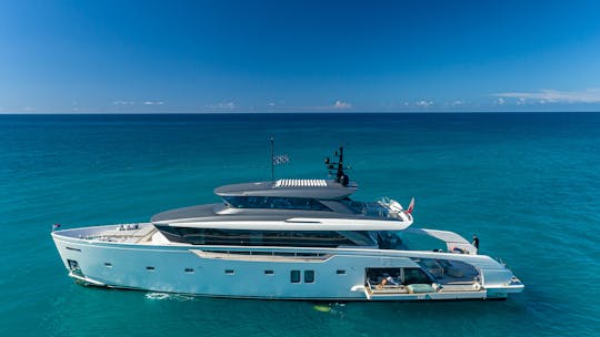 112 San Lorenzo Motor Yacht em Miami