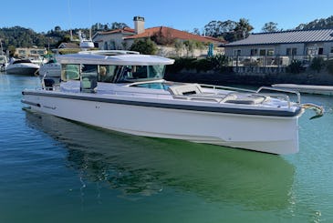 37ft Axopar XC Cross Cabin Charter, San Francisco Bay Area