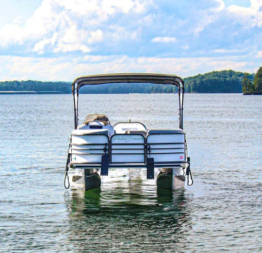 Brand New Premium Luxury Pontoon Boat on Lake Lanier