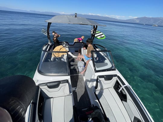 Barco a jato Yamaha 212X de 21' - Surfe, cruzeiro em South Lake Tahoe