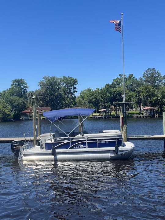 Family, Friends or Colleagues a pontoon is a great way to spend your time.  