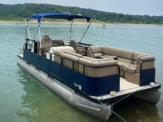 Croisière familiale relaxante + LILYPAD sur le lac Canyon, au Texas | Ponton Palm Beach de 22 pieds