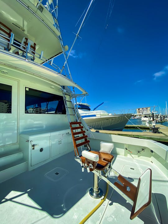 Hatteras 54ft Luxury Yacht & Sportfishing Charter
