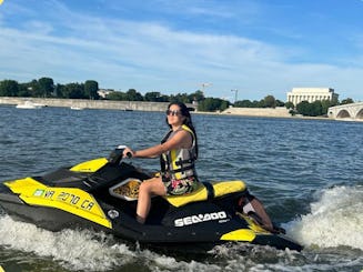 ¡Las motos acuáticas Sea Doo listas para rodar!