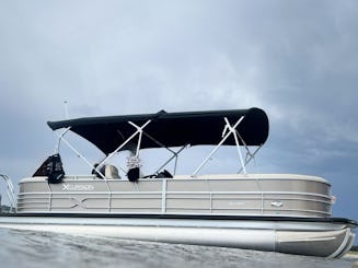 Ponton de 26 pieds avec planche de plongée !
