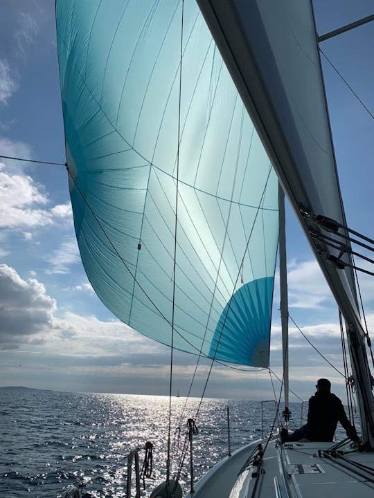 unique daily sailing experience tailored to your desires