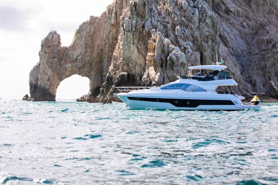 Luxury Yacht 2021 model Schaefer 65 at Cabo San Lucas