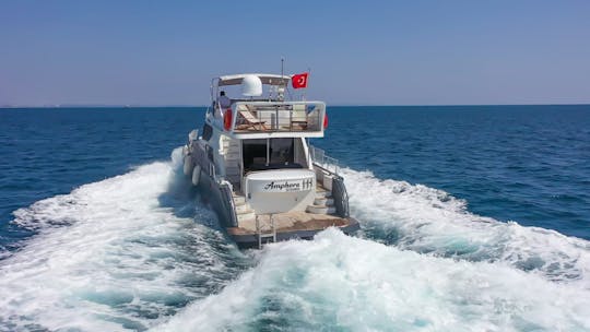 Private Motor Yacht With Diving for Konyaalti Coast in belek Antalya Province