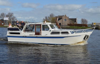 Holiday on the water with the Koekoek -Palan D 1100 Houseboat