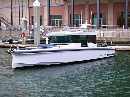 SUV of the Sea's - Barco de aventura de lujo de 38 pies - Bradenton