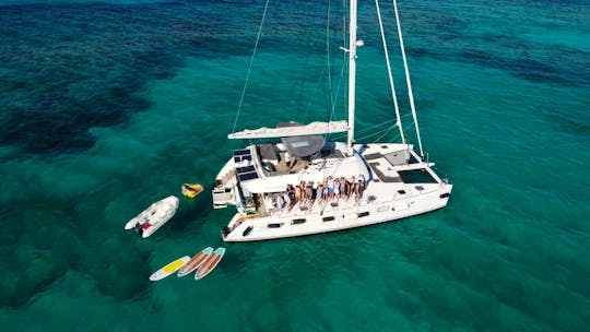 3 courses dinner & sunset cruise on a luxury catamaran up to 12 guests
