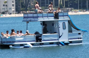 30' Double Decker Pontoon Party Boat in Mission Bay